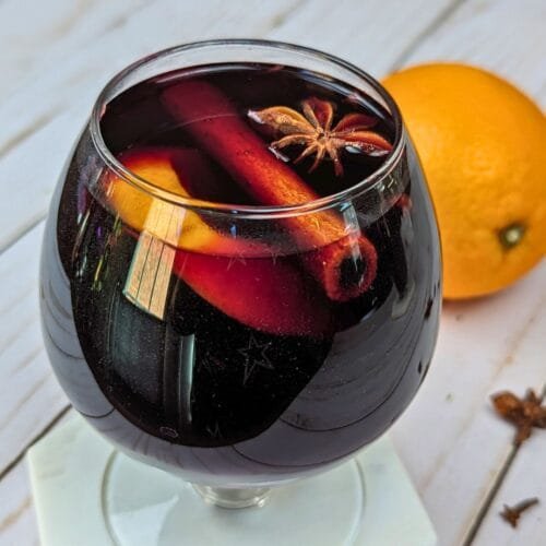 Classic Glühwein Recipe: Cozy Mulled Wine