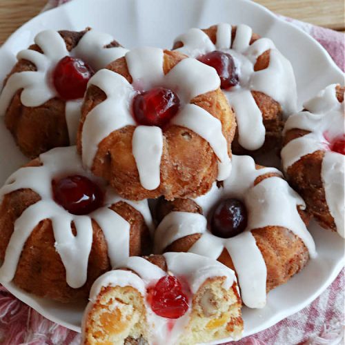 Apricot Tea Cakes